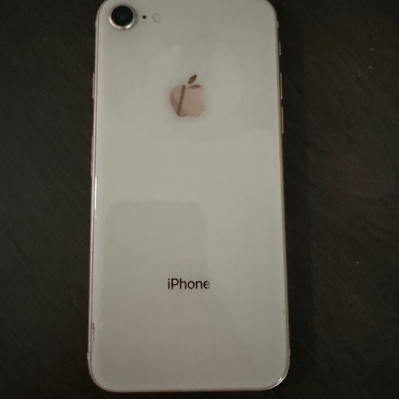 Apple iPhone - White - Picture 1 of 4
